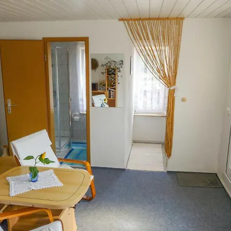 Im Garten * מאלצ'ו